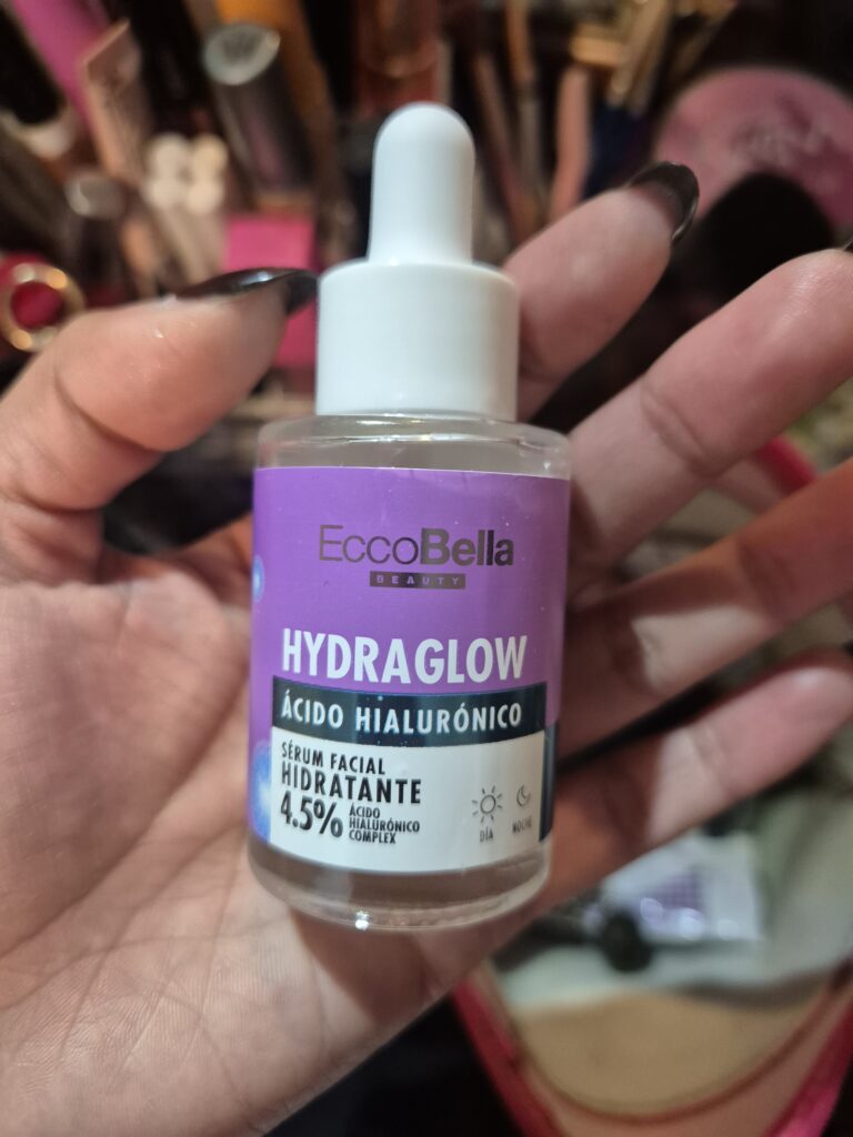 Imagen #1 de Laura